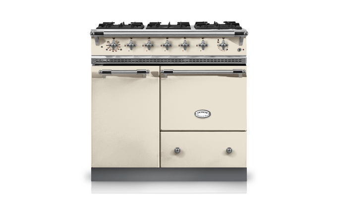 C) 900mm wide Bussy Lacanche Range Cooker